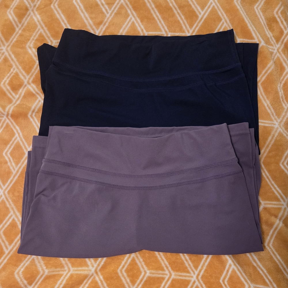 Set of Two TomTiger Leggings in Navy and Purple